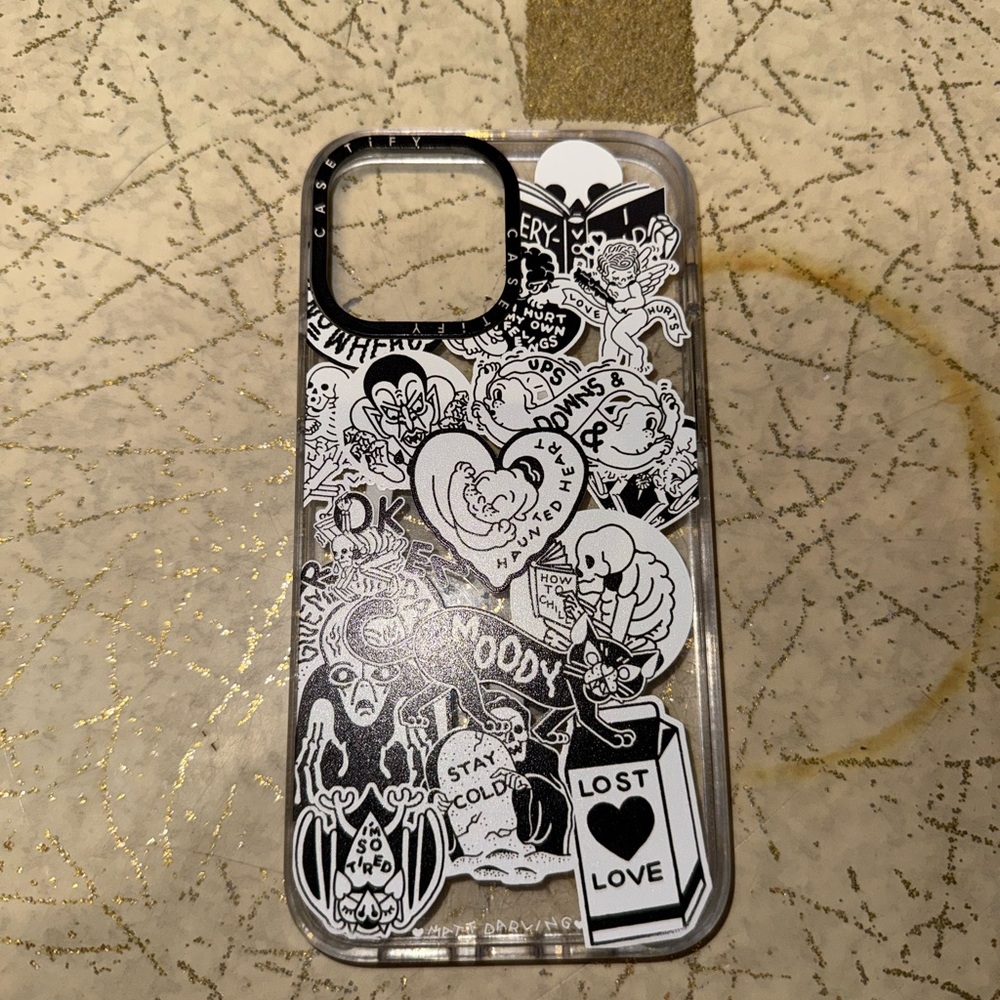 Matt Darling IPhone 13 Pro Max Case Good Condition. 2 screen protector included✨